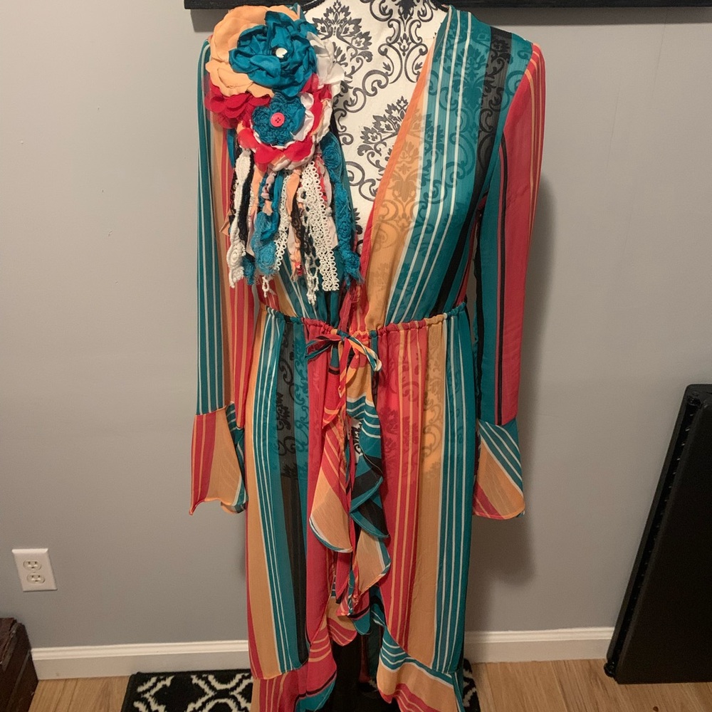 Long sleeve tie dress with custom flower!
